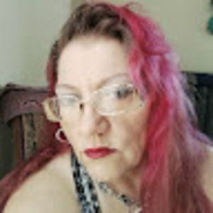 Meet your Posher, Katherine